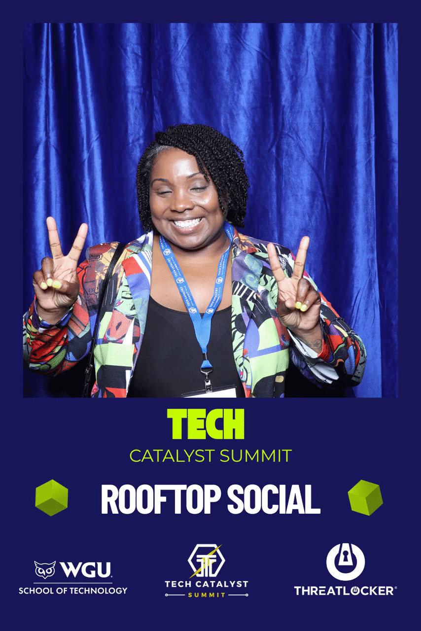 /event/TechCatalystSummitRooftopSpringSocial/photobooth/Gifs/photobooth_Gifs_04.gif